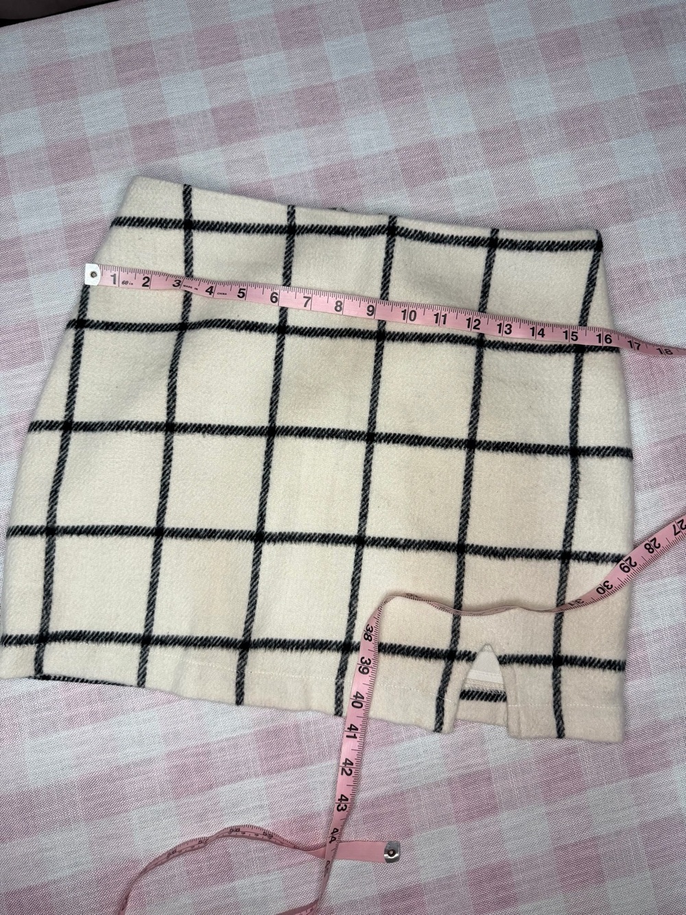 Altar’d State Plaid Mini Skirt Medium Cream Black Windowpane Notch Hem - Picture 4 of 6